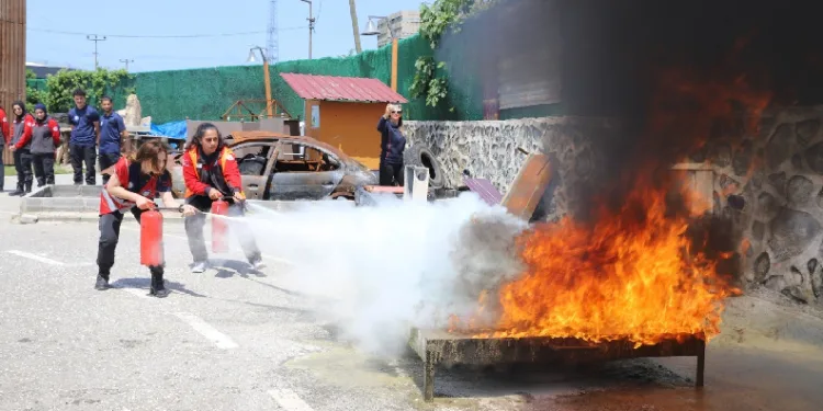Ordu İtfaiyesi, geleceğin itfaiyecilerini yetiştiriyor