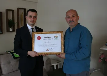 Şehit ailesine şükran belgesi