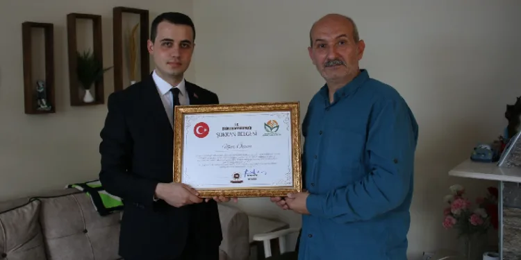 Şehit ailesine şükran belgesi