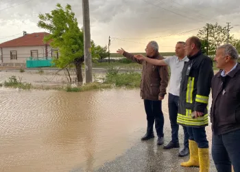 Kulu’da şiddetli yağmur ve dolu yağışı