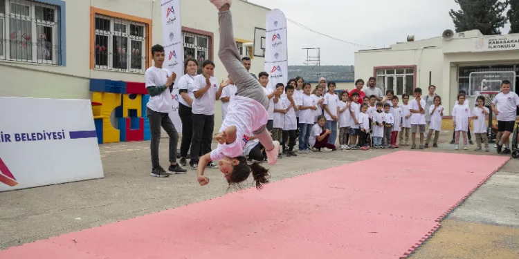 'Sporbüs' çocuklar için yollarda