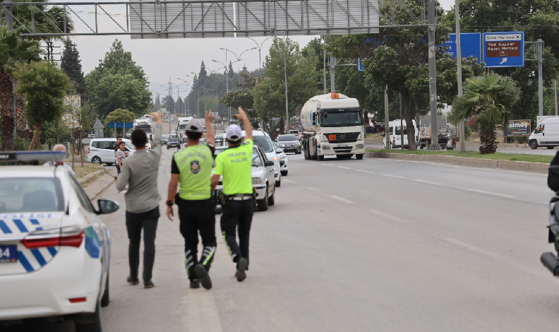 Ölüm yolu için önlem istiyorlar