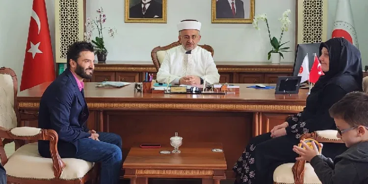 Amerikalı kadın Bayburt’ta Müslüman oldu