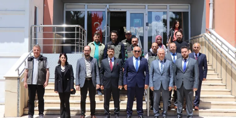 Erzurum'da orman zirvesinde buluştular