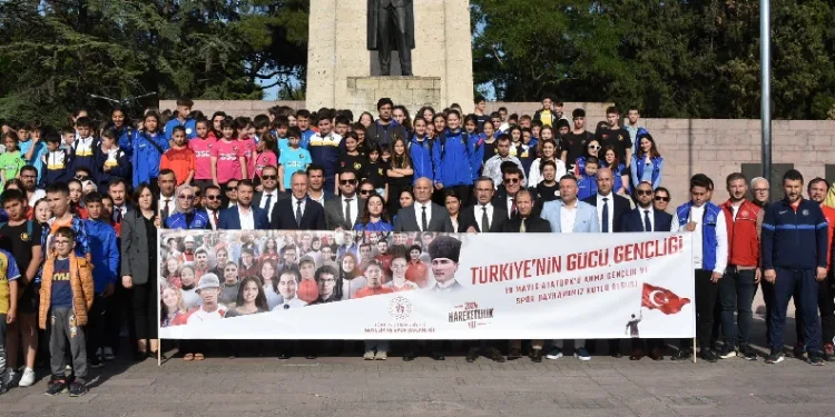 Balıkesir'de Gençlik Haftası coşkusu