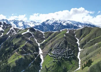 Yanıklı Köyü'nden muhteşem bahar manzarası