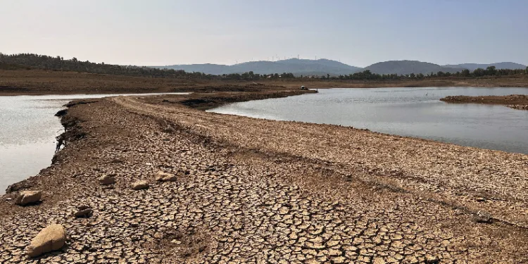 Son 53 yılın en sıcak nisan ayı