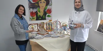 Renklerin dile geldiği çini sergisi açıldı