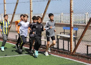 "Çocuklar kötü alışkanlıklar yerine spora yönlendirilmeli"