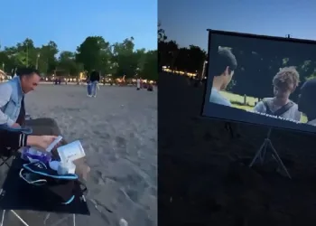 Plajı açık hava sinemasına çevirdiler