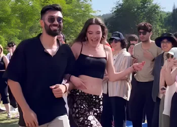 Melis Sezen’den bachata şovu