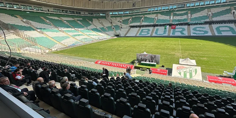 Bursaspor’da Genel Kurul Toplantısı ertelendi