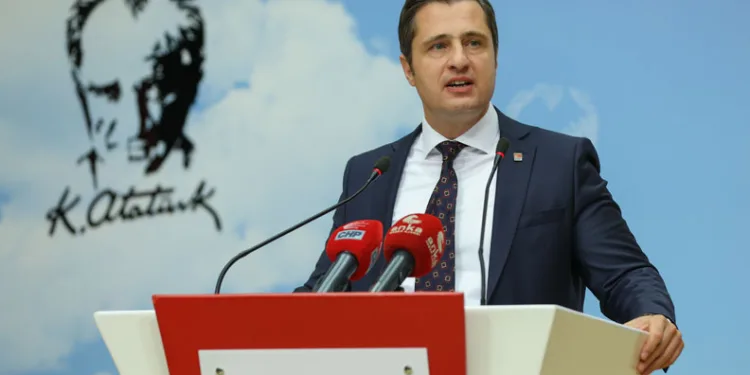 “Türkiye Yüzyılı Anayasası diye bir anayasa olamaz!”