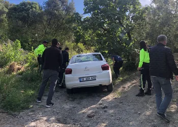 Bursa’da polisten kaçan araç, terk edilmiş olarak bulundu