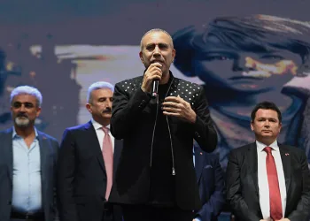 Haluk Levent Gazze’deki soykırıma dikkat çekti