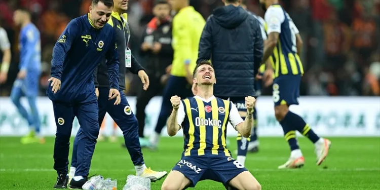 Fenerbahçeli Futbolcu Mert Hakan Yandaş: “Oyuncu grubunun ne kadar karakterli olduğunu gösterdik”