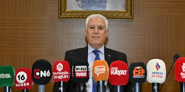 “Bakkal amca hikayesini yok etmemeliyiz”