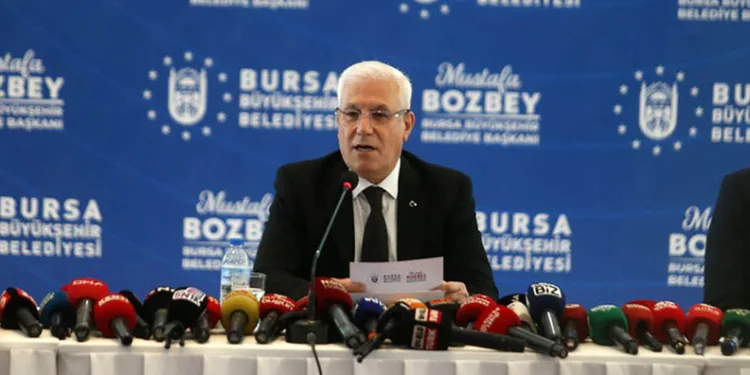“Belediye hesaplarında Atatürk kelimesi kısıtlanmış”