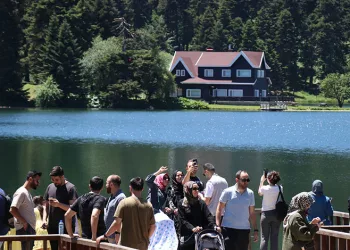 Bayramda milli parklara ziyaretçi akını