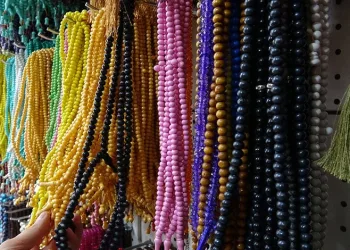 Hacılar hediyelik eşyaları Türkiye’den alıyor