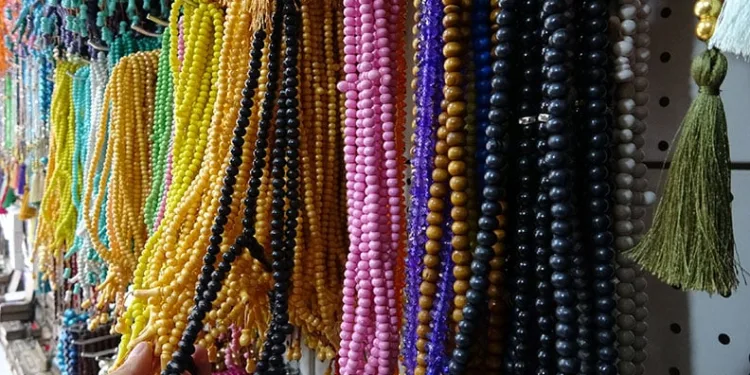 Hacılar hediyelik eşyaları Türkiye’den alıyor
