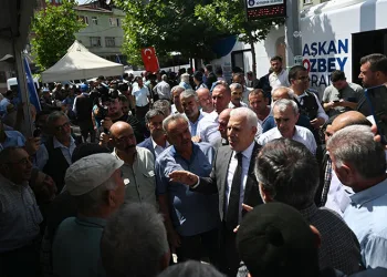 Bozbey makamını Büyükorhan’a taşıdı