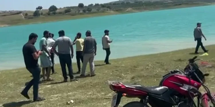 Baraj gölüne giren genç boğuldu
