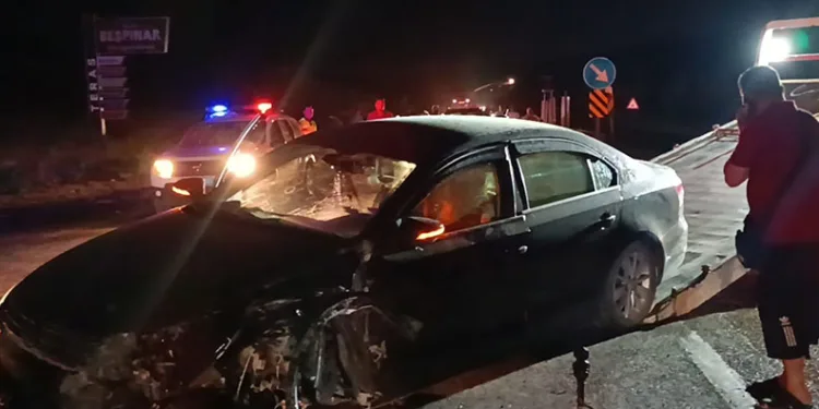 Adıyaman’da iki otomobil çarpıştı: 8 yaralı