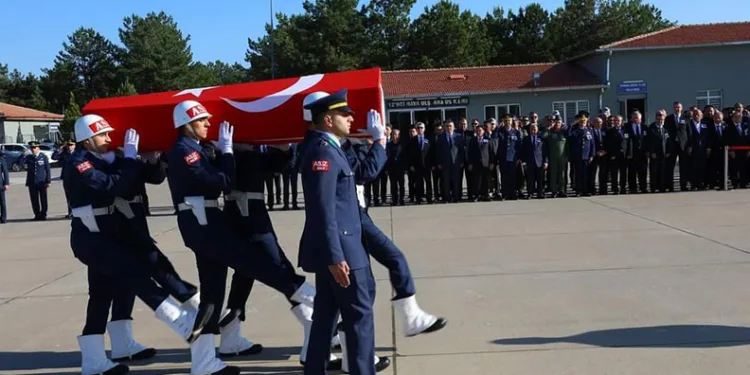 Kayseri şehitleri İzmir’e uğurlandı