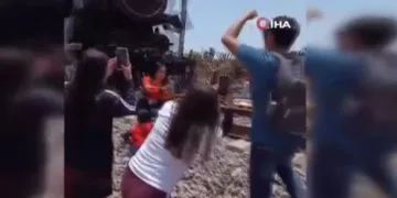 Meksika’da selfie çeken kadın trenin çarpması sonucu öldü