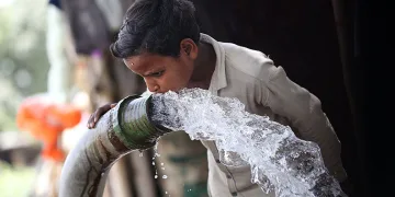 Hindistan’da aşırı sıcaklarda can kaybı 53’e yükseldi