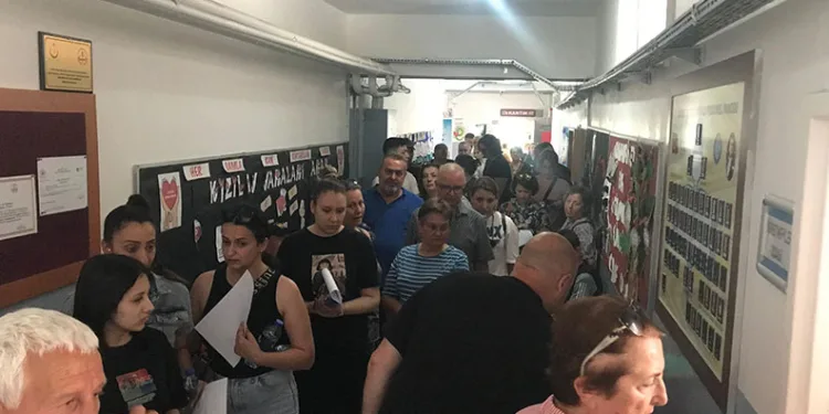 Çifte vatandaşlar sandığa gitti