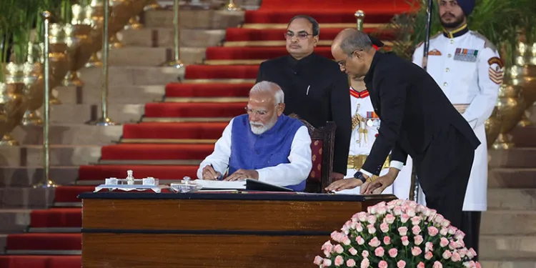 Hindistan Başbakanı Modi, yemin ederek 3. dönemine başladı