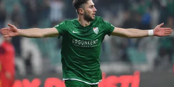 İsmail Yüksek’ten Bursaspor’a bağış