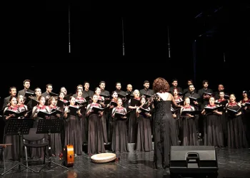 Nâzım Hikmet eserleri ile anıldı