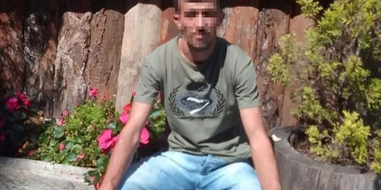 Babasını vuran zanlı adliyeye getirildi