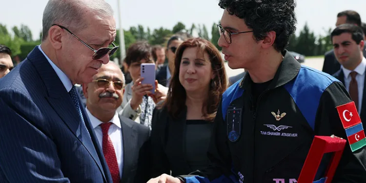 Erdoğan, astronot Atasever’i kabul etti