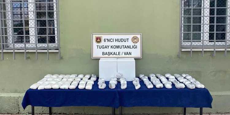 Van’da 38.5 kilogram uyuşturucu ele geçirildi