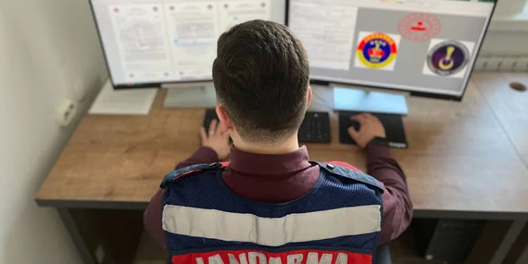 Burdur’da jandarmanın siber devriyesinde 2 internet sitesi kapatıldı