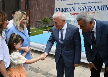 Mustafa Bozbey, Büyükşehir ailesiyle bayramlaştı