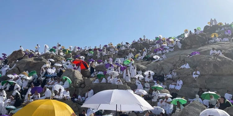 Hacılar Arafat’ta toplandı