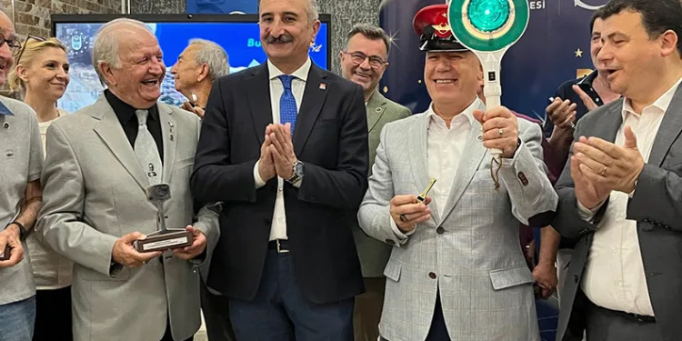 BursaRay 22. yaşını kutluyor