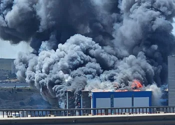 Tuzla’da fabrika yangını