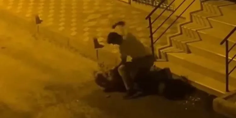 Ablasının yardımına geç giden eniştesini öldüresiye dövdü