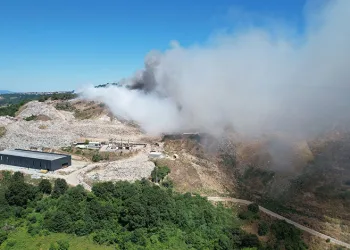 Yalova’da katı atık depolama sahasında yangını