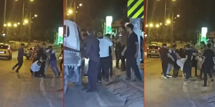 Bursa’da gruplar arası kavgada sokak ringe döndü