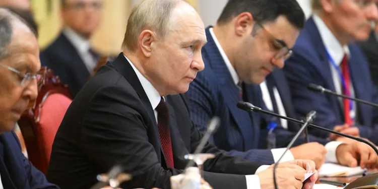 Rusya ile Vietnam kapsamlı stratejik ortaklığı geliştirecek