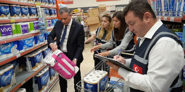 Şehit pilotların naaşları Adli Tıp’a kaldırıldı