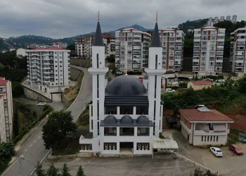 Cami 18 yıl sonra bitirildi