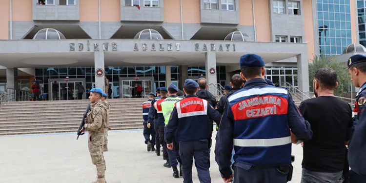 16 terör örgütü üyesi yakalandı